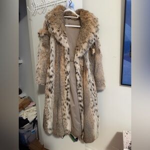 Lynx fur coat